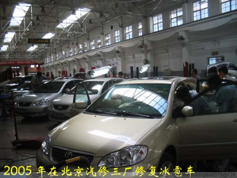 冰雹受损车辆修复现场